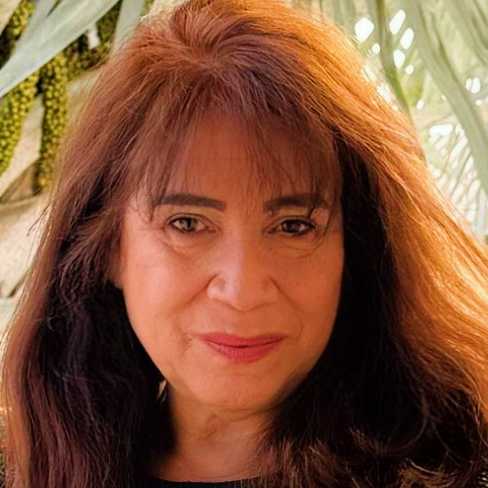 Valeria Rego Hutchison 