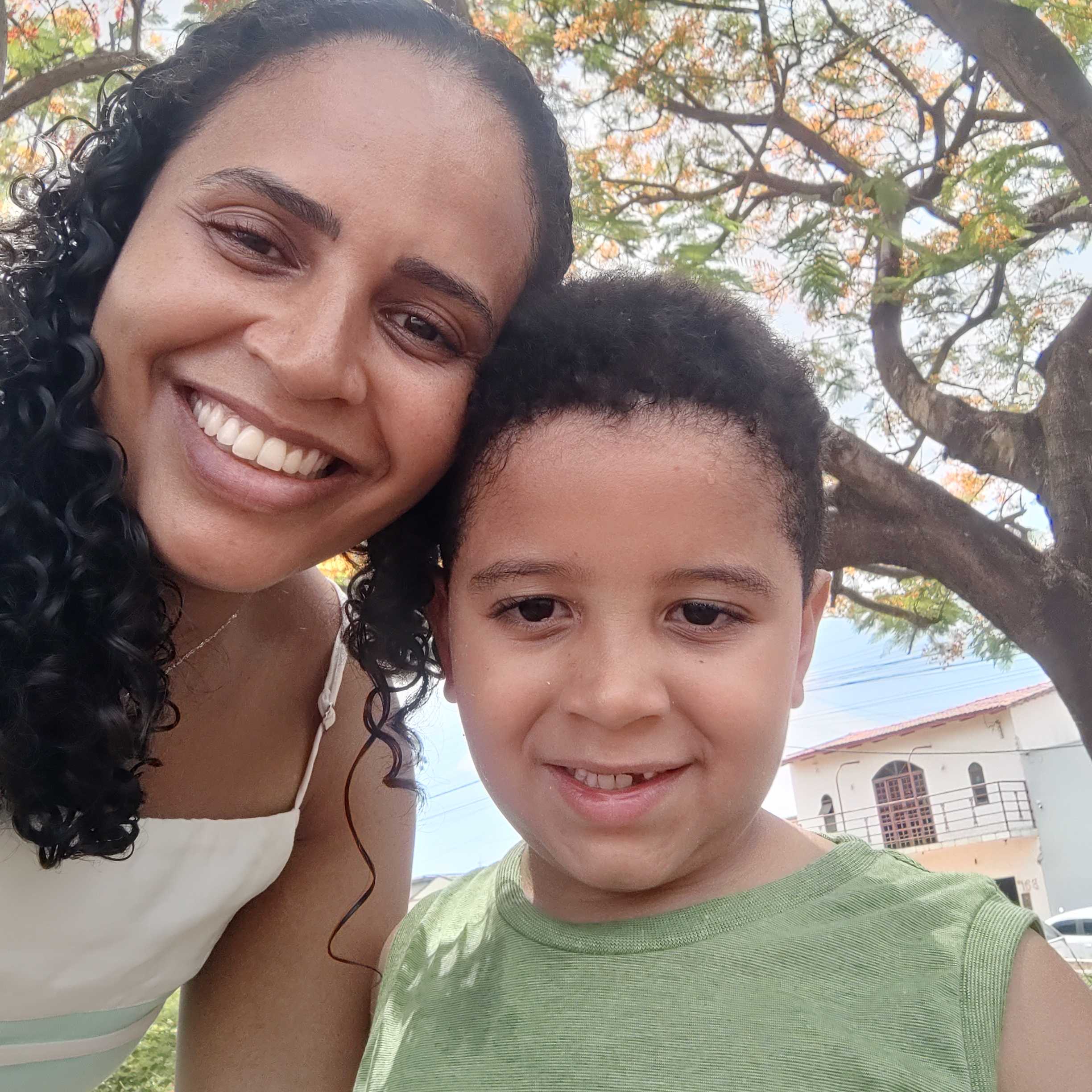Dayane Alves Xavier luz